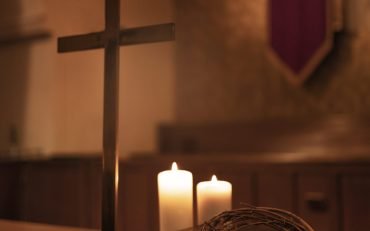 priests-praying-together-church